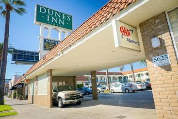 هتل Dunes Inn Sunset