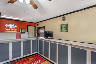 هتل Econo Lodge