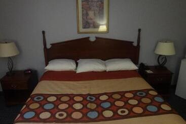 هتل Fairbridge Inn Express Buffalo Airport Williamsville