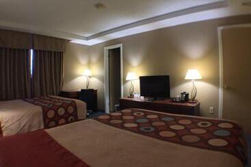 هتل Fairbridge Inn Express Buffalo Airport Williamsville