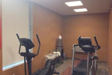 هتل Fairbridge Inn Express Buffalo Airport Williamsville