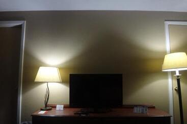 هتل Fairbridge Inn Express Buffalo Airport Williamsville