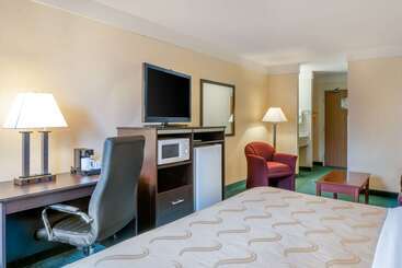 هتل Quality Inn