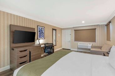 هتل Quality Inn & Suites Anaheim Maingate