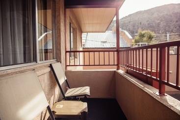 هتل The Durango Lodge