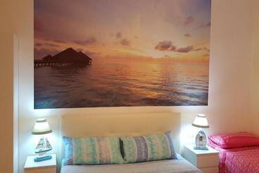 تختخواب و صبحانه Bed Rho Fiera   Milano Galeazzi
