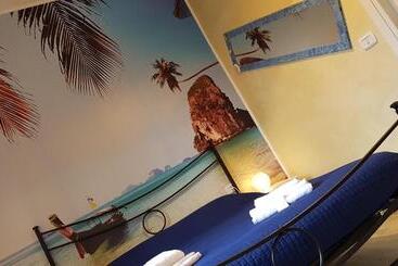 تختخواب و صبحانه Bed Rho Fiera   Milano Galeazzi