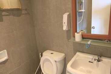تختخواب و صبحانه Ichehan Lodge