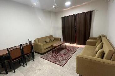 هتل Baiti Furnished Apartments