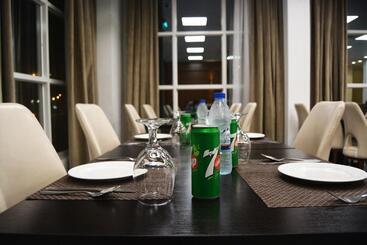 هتل Baiti Furnished Apartments