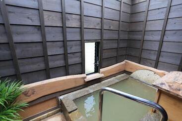 هتل Koshikano Onsen