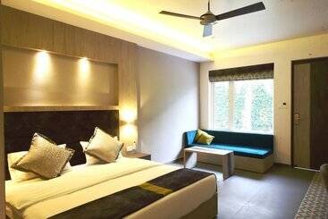 هتل Kingston Resort