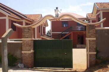 هتل Namugongo