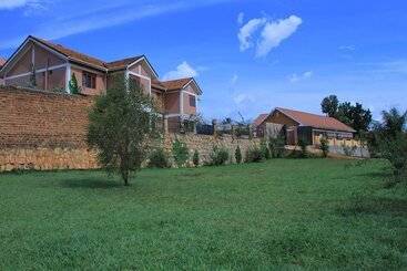 هتل Namugongo