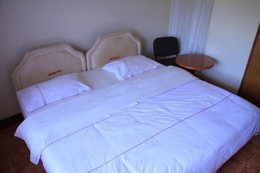 هتل Namugongo