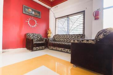 هتل Oyo 47919 Balaji Garden