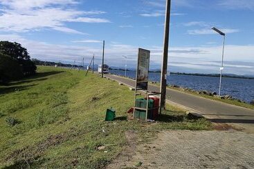 پانسیون Senuri Home Stay