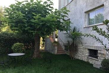 پانسیون Villa Louiserose