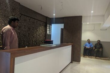ホテル Atharva Residency