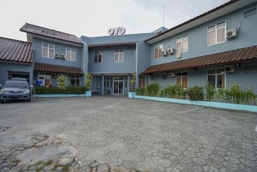هتل Oyo 1844 Bravo Residence