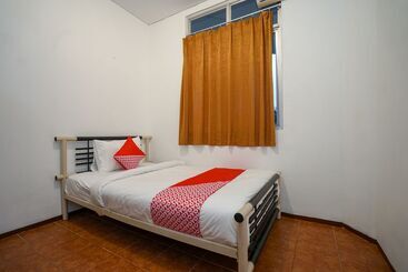 هتل Oyo 1844 Bravo Residence
