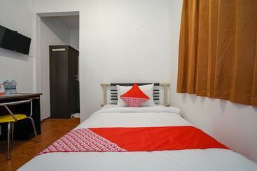 هتل Oyo 1844 Bravo Residence