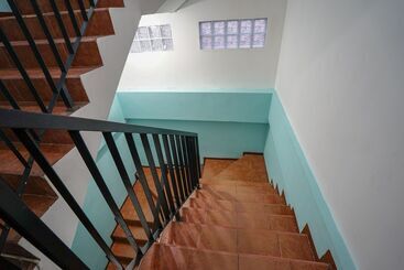 هتل Oyo 1844 Bravo Residence