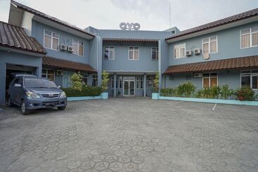 هتل Oyo 1844 Bravo Residence