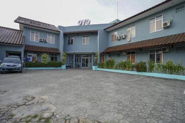 هتل Oyo 1844 Bravo Residence