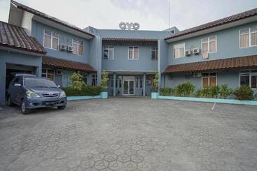 هتل Oyo 1844 Bravo Residence