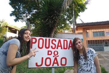 پانسیون Pousada Do Joao