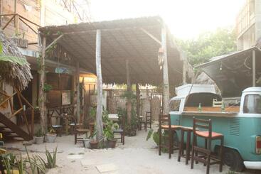 Raiz Hostel