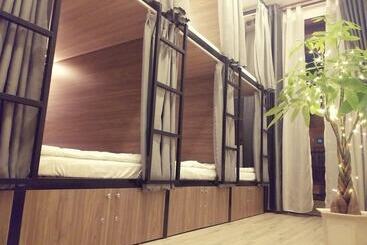 Adora Central Park Hostel