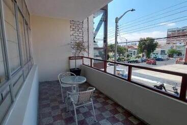 بنسيون Hostal Atenea