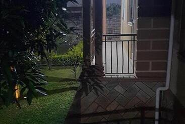 Airport Side Hotel Entebbe
