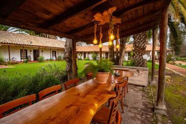 هتل Boutique Raíces De Colchagua