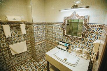 هتل Jannat Resort Osh