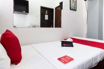 酒店 Reddoorz Near Robinsons North Tacloban