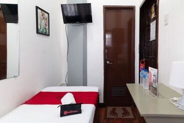 酒店 Reddoorz Near Robinsons North Tacloban
