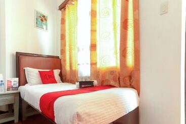 酒店 Reddoorz Near Robinsons North Tacloban