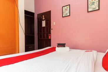酒店 Reddoorz Near Robinsons North Tacloban