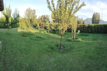 B&b La Rosa Nel Verde