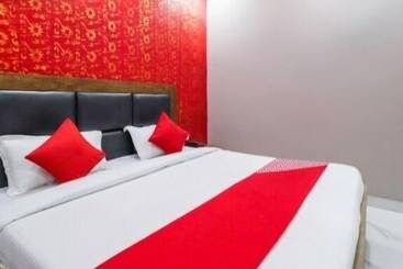 هتل Sheetal Residency