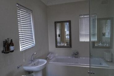 پانسیون Thyme Wellness Spa And Guesthouse