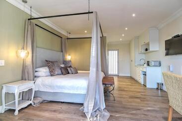 پانسیون Thyme Wellness Spa And Guesthouse
