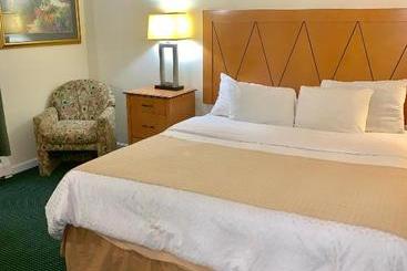 هتل American Inn Lee