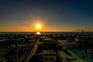 هتل Coldio Yomitan Sunset Villa