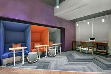 هتل Tru By Hilton Springfield Downtown