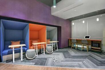 هتل Tru By Hilton Springfield Downtown