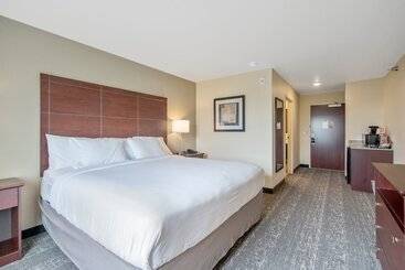 Cobblestone Hotel & Suites   Austin